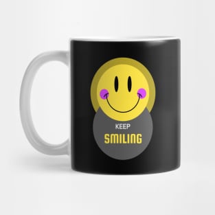 Keep smiling T-shirt Mug